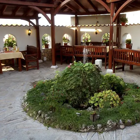 Family St. Constantine And Helena Hotel 2*