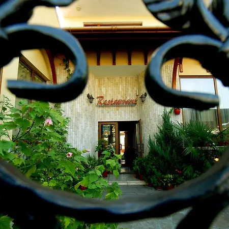 Family St. Constantine And Helena Ivaylovgrad